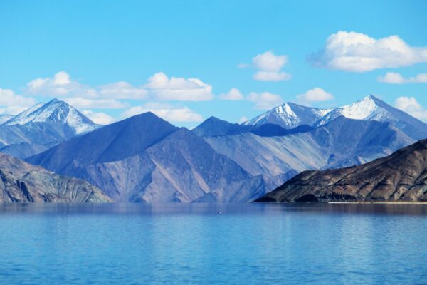Reconnect with Nature and Spirit Through Uttarakhand Tourism: Mountains, Temples, and Timeless Trails
